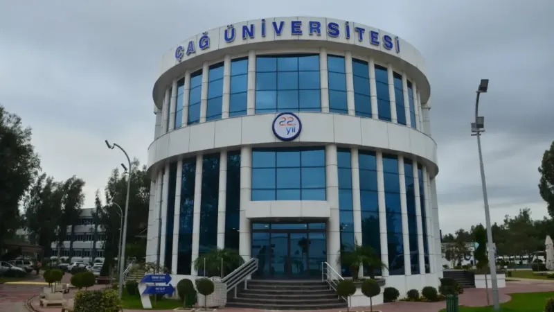 ag-universitesi-8-ogretim-uyesi-ile-2-arastirma-gorevlisi-alacak-1718002304.webp