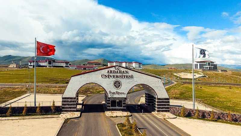 ardahan-universitesi-33-sozlesmeli-personel-alacak.jpg