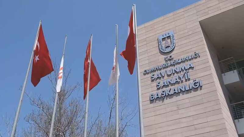 cumhurbaskanligi-savunma-sanayii-baskanligi-6-uzman-yardimcisi-alacak.jpg