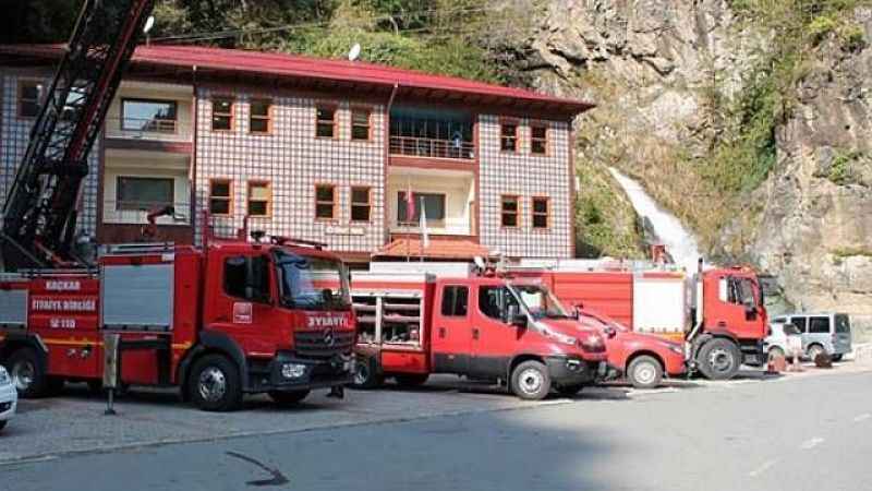 rize-ili-kackar-itfaiye-mezbahane-ve-kati-atik-birligi-3-itfaiye-eri-alacak-1683522628.jpg