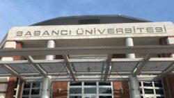sabanci-universitesi-1-ogretim-uyesi-ile-1-arastirma-gorevlisi-alacak-1697780359.jpg