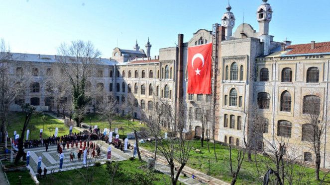 saglik-bilimleri-universitesi.jpg