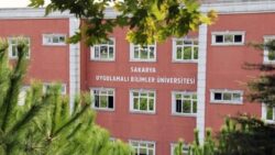 sakarya-uygulamali-bilimler-universitesi-25-sozlesmeli-personel-alacak-1657087208.jpg
