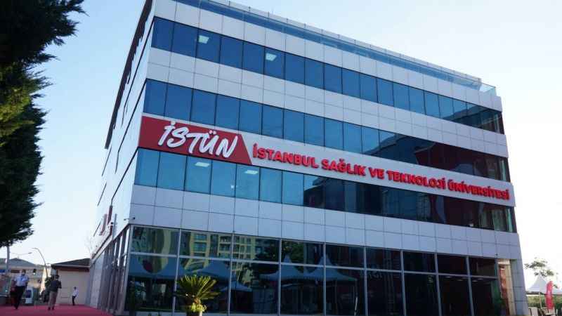stanbul-saglik-ve-teknoloji-universitesi-22-ogretim-uyesi-ile-8-arastir-1684386435.jpg