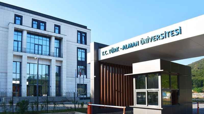 turk-alman-universitesi-4-sozlesmeli-personel-alacak-1698648695.jpg
