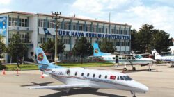 turk-hava-kurumu-universitesi-3-ogretim-uyesi-ile-5-arastirma-ve-ogretim-gorevlisi-alacak.jpg