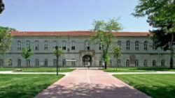 yildiz-teknik-universitesi-35-ogretim-uyesi-alacak-1723189855.jpg