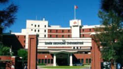 zmir-ekonomi-universitesi-7-ogretim-uyesi-alacak-1679033308.jpg